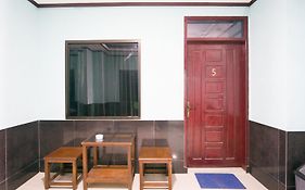 Reddoorz Near Mikie Holiday Funland Berastagi